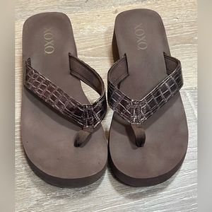 XOXO Brown Chunky Flip Flops Size 10 Previously Loved